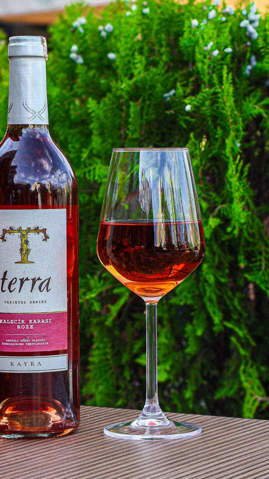 Rose Şarap Şişeler